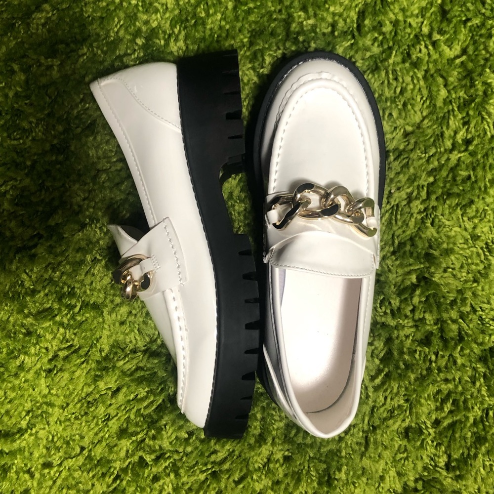 Brand New Forever 21 White Platform Oxfords